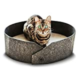 CanadianCat Company ® | Owen XL 50cm | Filzbett mit Kratzboden für Katzen Hellgrau - Katzenbett mit Wellpappe als Boden