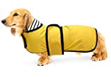 Geyecete - Verstellbar leicht Hundejacke für Dackel ,Regenmantel mit reflektierenden Trägern, Regenjacken mit Gürtel mit Klettverschluss für Dackel-Gelb-M